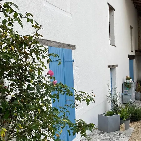 Holiday home Au Coeur De Charroux *