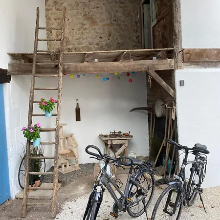 Holiday home Au Coeur De Charroux